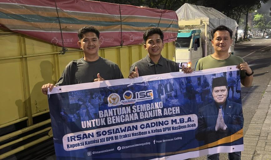 Irsan Sosiawan Salurkan Bantuan untuk Korban Banjir di Bireuen